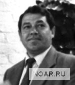 «Какого цвета снег в зимнем саду на закате дня?»